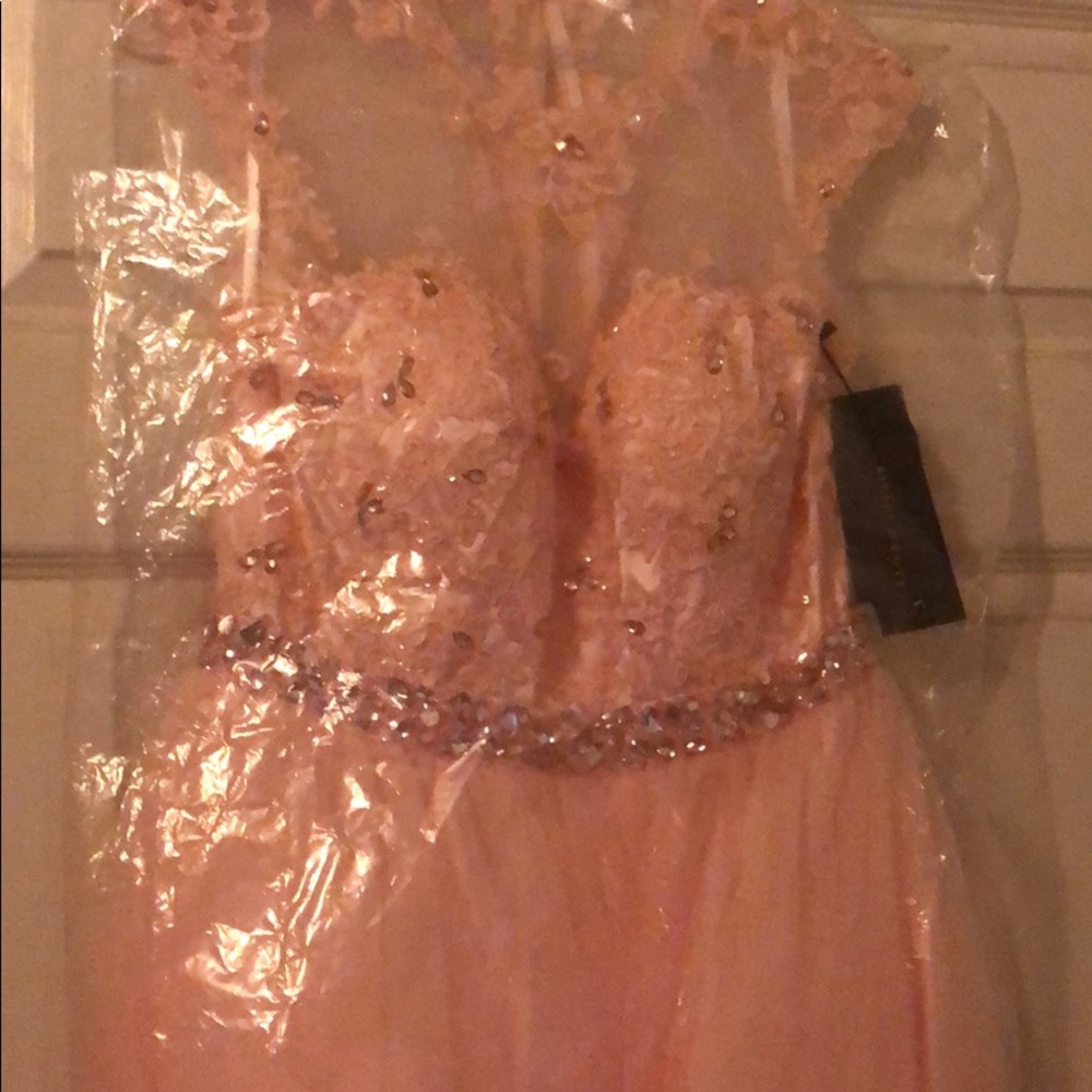 Blush prom short dress